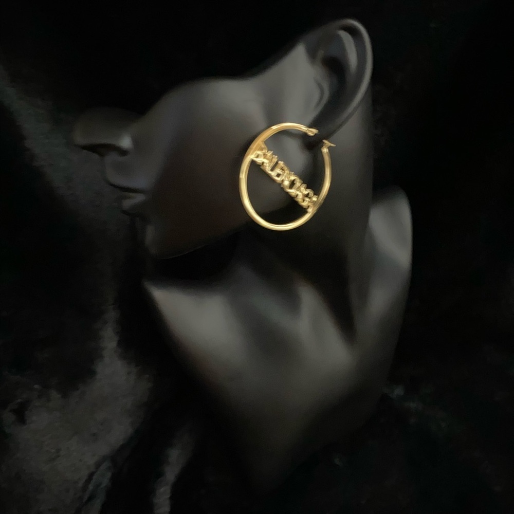 18K Gold Luxury Hoop Earrings - Picture 2 of 2